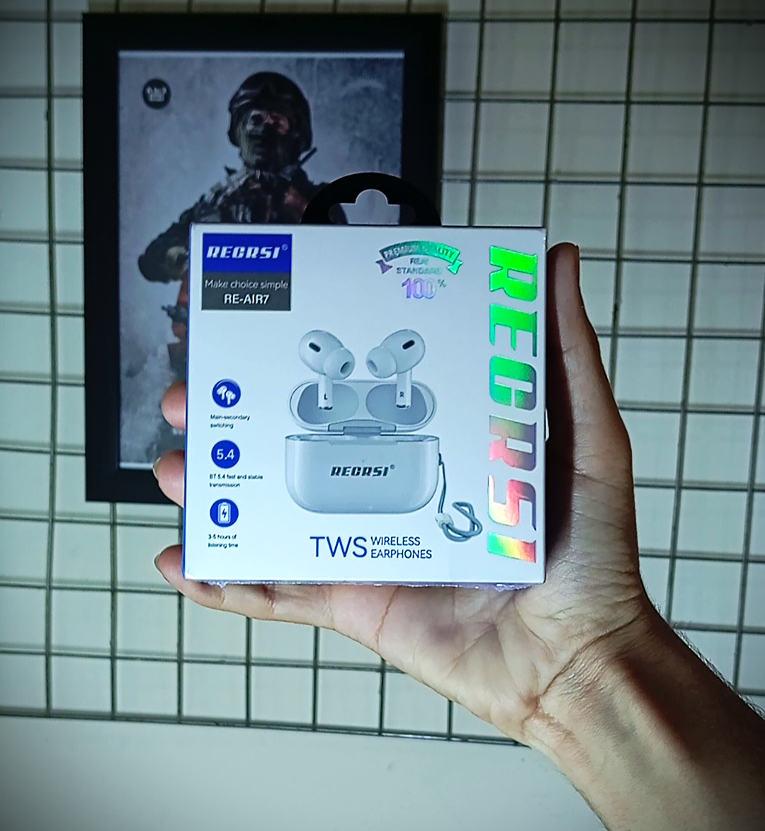 RECRSI AIR 7. (with free Spigen case)