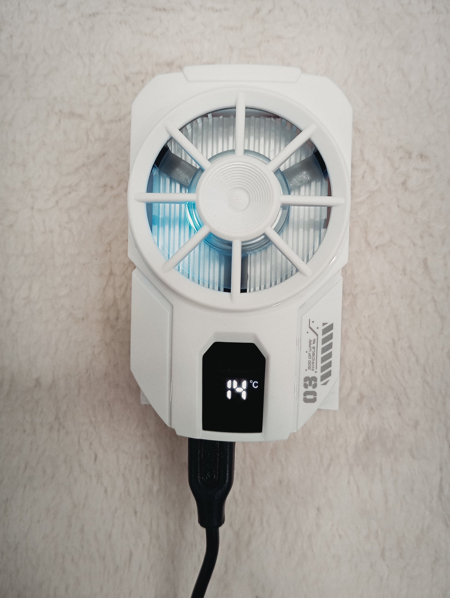MEMO DLA3 Cooling fan for mobile.
