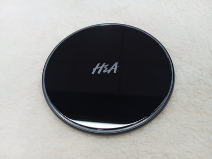 Universal wireless charger.